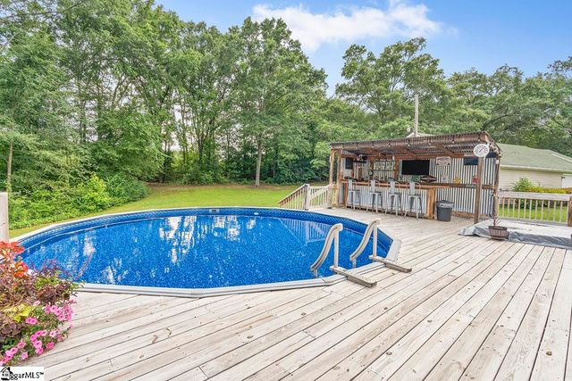 222 Jared Drive, Laurens, SC 29360