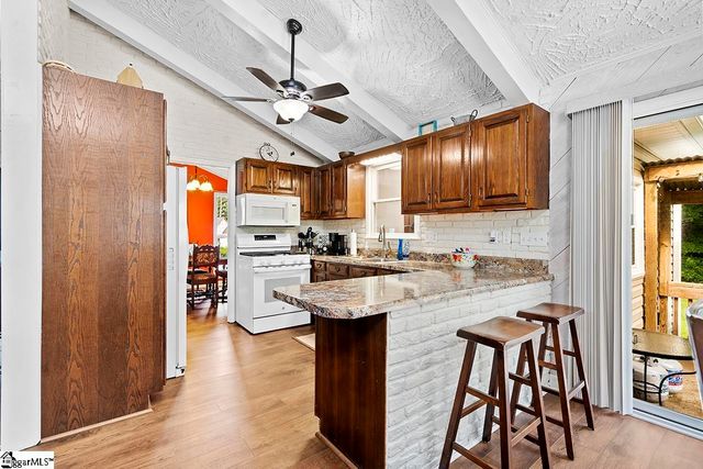 222 Jared Drive, Laurens, SC 29360