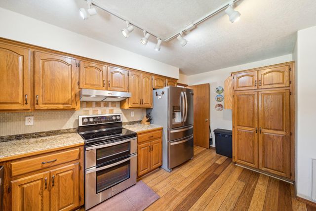 63301 E 246 Lane, Wyandotte, OK 74370