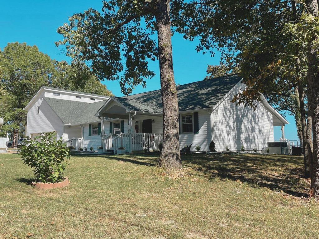 63301 E 246 Lane, Wyandotte, OK 74370