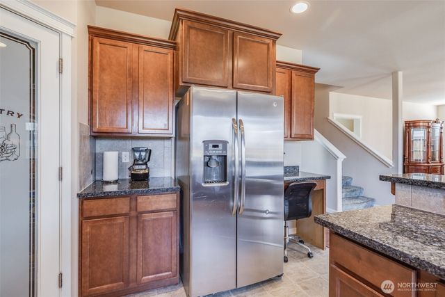 7811 238th ST Court E, Graham, WA 98338