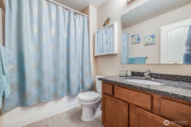 7811 238th ST Court E, Graham, WA 98338