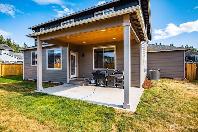 7811 238th ST Court E, Graham, WA 98338