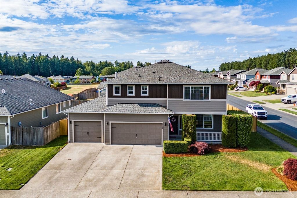 7811 238th ST Court E, Graham, WA 98338
