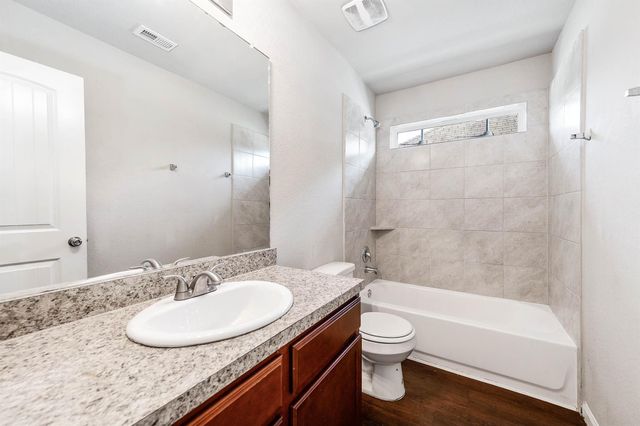 5130 Wolgan Lake Court, Houston, TX 77084