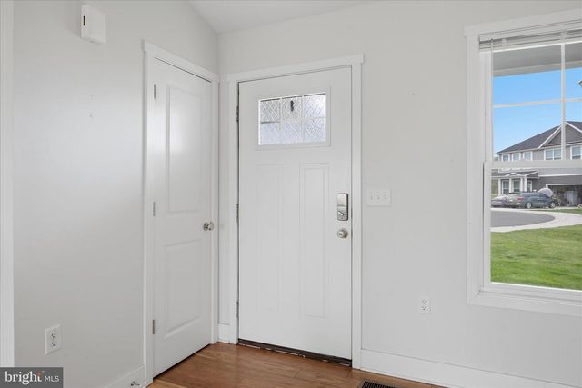 5 PEKING LN, Martinsburg, WV 25403
