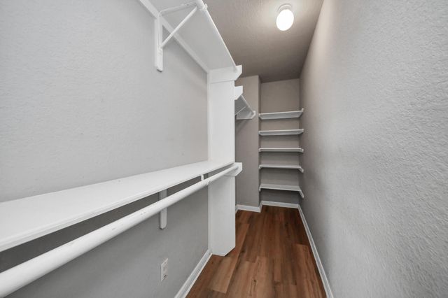 1010 Garden Walk Drive, La Porte, TX 77571