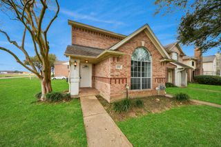 1010 Garden Walk Drive, La Porte, TX 77571