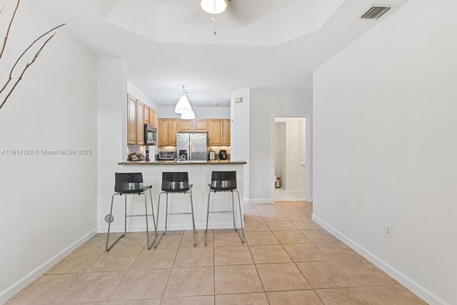 11505 NW 71st St, Doral, FL 33178