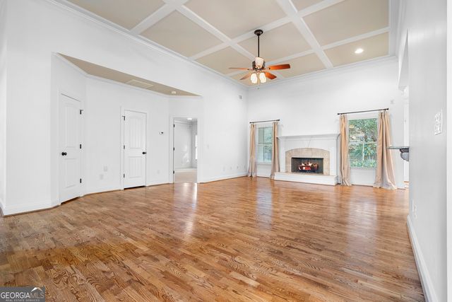 210 Misty Grove Drive, Loganville, GA 30052