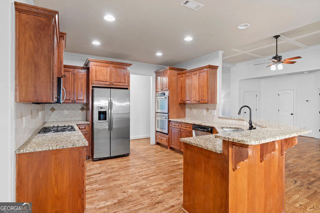 210 Misty Grove Drive, Loganville, GA 30052