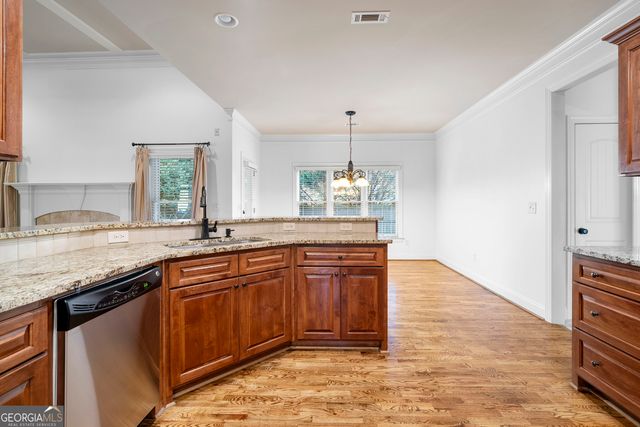 210 Misty Grove Drive, Loganville, GA 30052