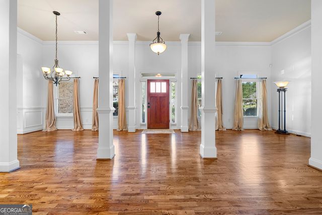 210 Misty Grove Drive, Loganville, GA 30052