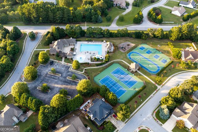 210 Misty Grove Drive, Loganville, GA 30052