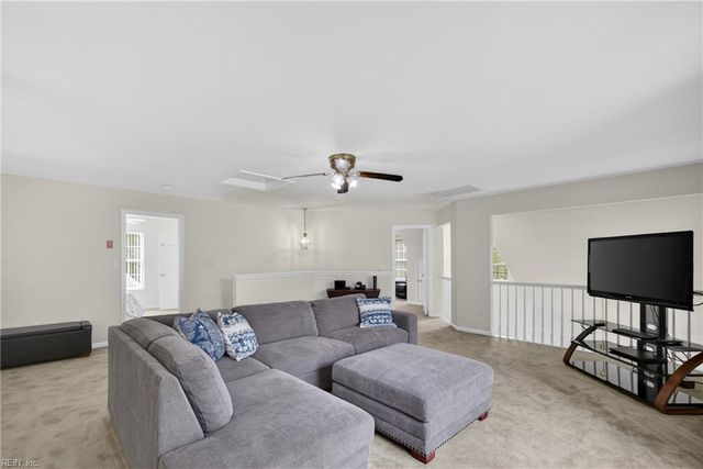 2897 Einstein DR, Virginia Beach, VA 23456