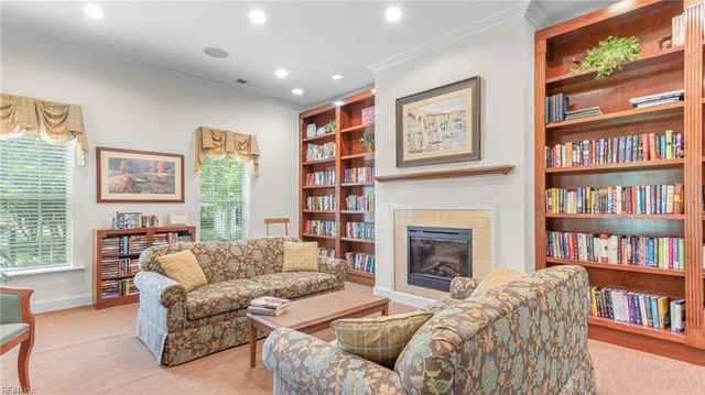 2897 Einstein DR, Virginia Beach, VA 23456