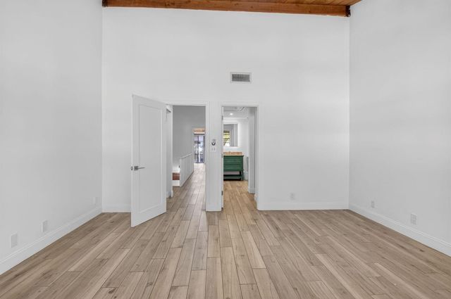 4761 NW 2nd Avenue 301, Boca Raton, FL 33431