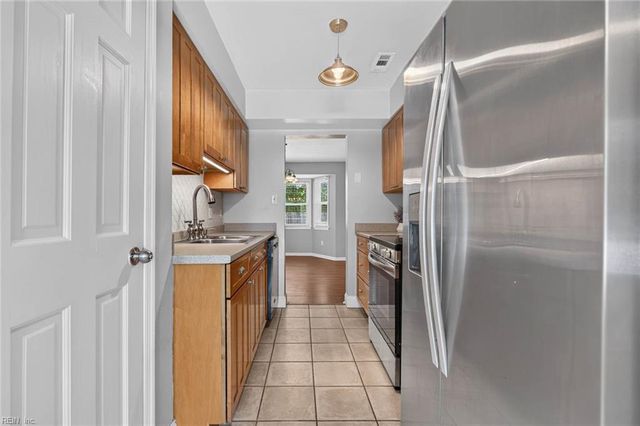 1310 Crane CRES, Virginia Beach, VA 23454