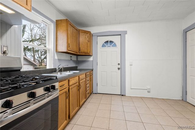 42 Porter Avenue, Batavia City, NY 14020