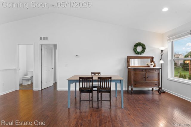3513 Amber Oaks Drive, Howell Township, MI 48855