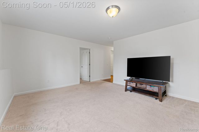 3513 Amber Oaks Drive, Howell Township, MI 48855