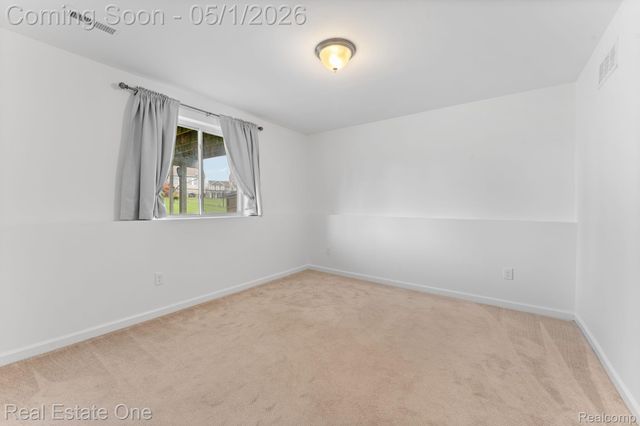 3513 Amber Oaks Drive, Howell Township, MI 48855