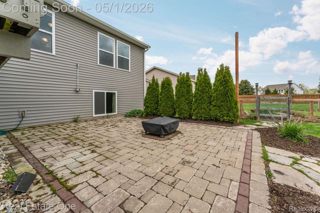 3513 Amber Oaks Drive, Howell Township, MI 48855