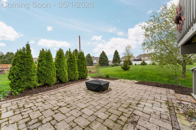 3513 Amber Oaks Drive, Howell Township, MI 48855
