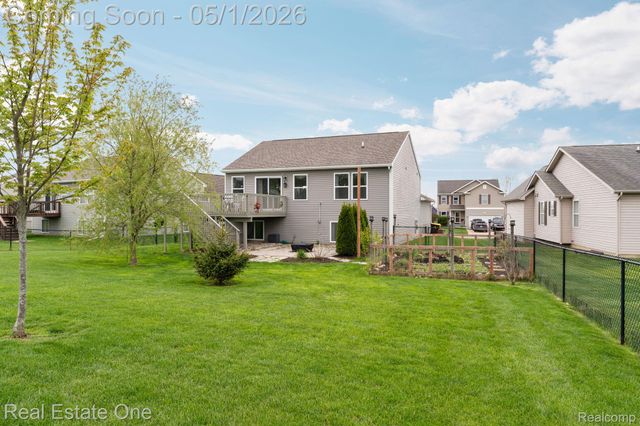 3513 Amber Oaks Drive, Howell Township, MI 48855