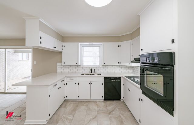 852 Natchez, Shreveport, LA 71105