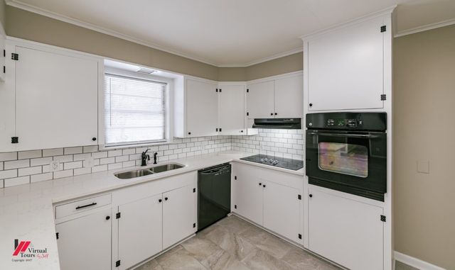 852 Natchez, Shreveport, LA 71105