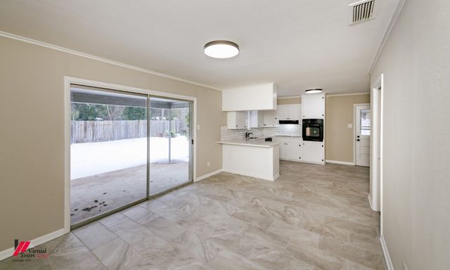 852 Natchez, Shreveport, LA 71105