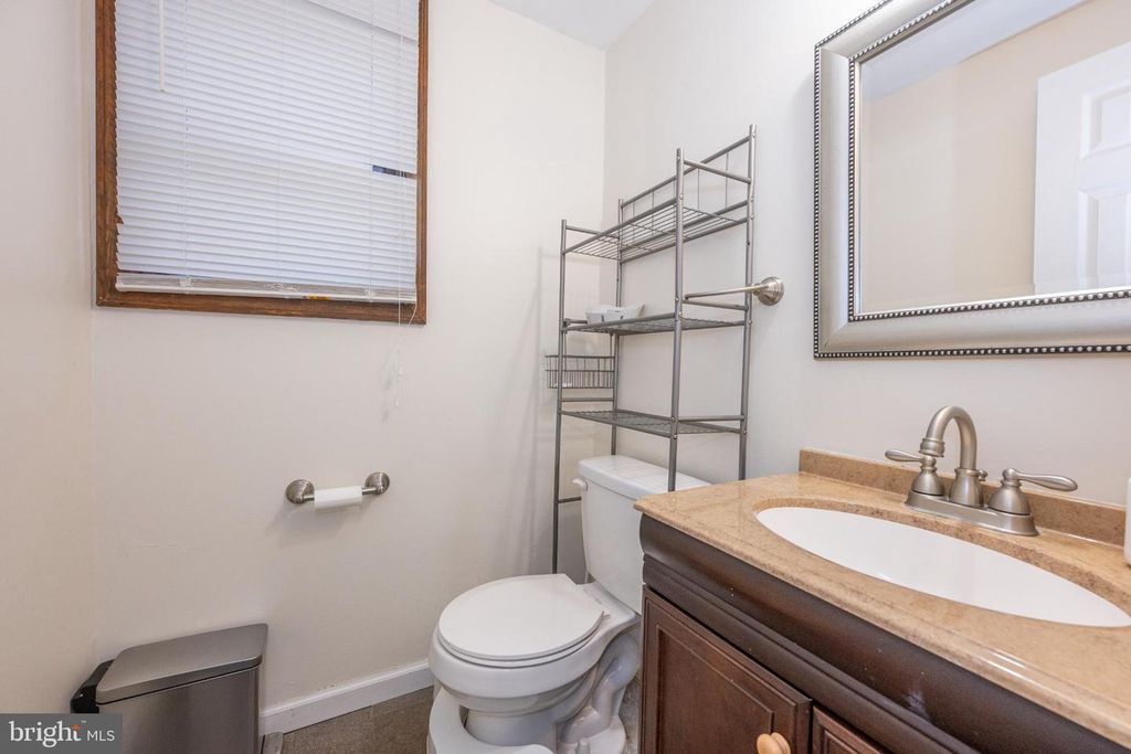 Image 21 of property listing at 29 MAIN ST, Hackettstown, NJ 07840