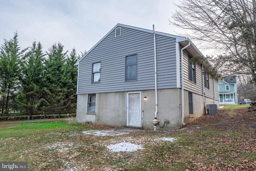 Image 28 of property listing at 29 MAIN ST, Hackettstown, NJ 07840