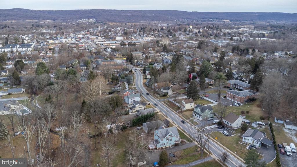 Image 38 of property listing at 29 MAIN ST, Hackettstown, NJ 07840