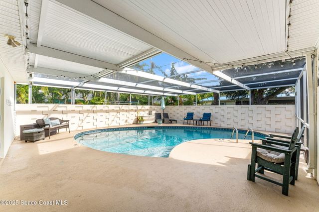 926 Santa Cruz Road, Cocoa Beach, FL 32931