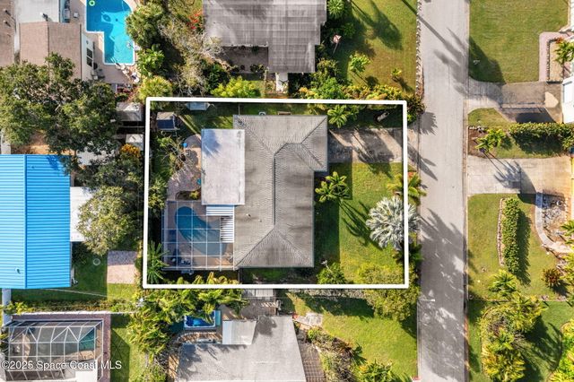 926 Santa Cruz Road, Cocoa Beach, FL 32931