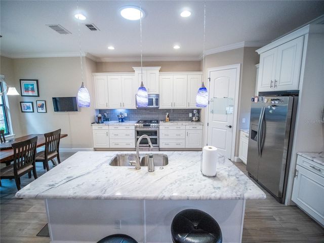 1010 MARION OAKS COURT, Altamonte Springs, FL 32701