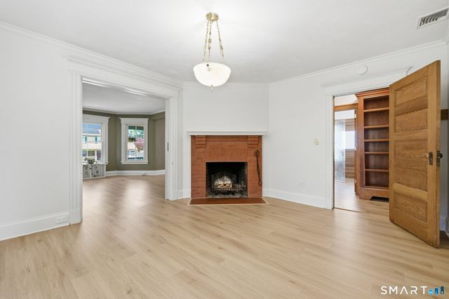 9 Lemay Street, West Hartford, CT 06107