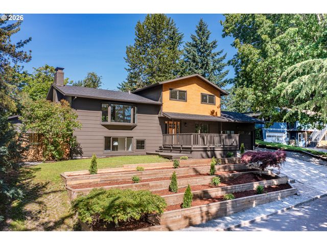 17349 BANYAN Ln, Lake Oswego, OR 97034