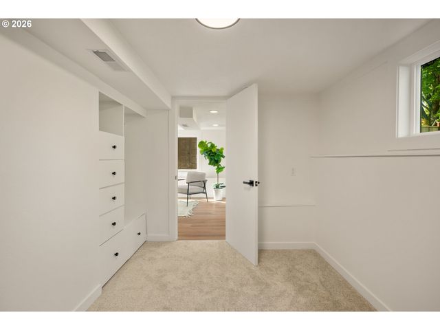 17349 BANYAN Ln, Lake Oswego, OR 97034