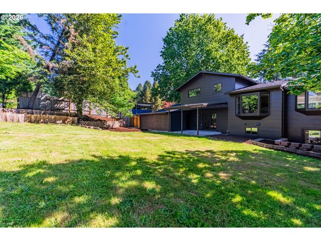 17349 BANYAN Ln, Lake Oswego, OR 97034