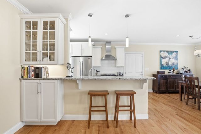 22 Grampian Way, Boston, MA 02125