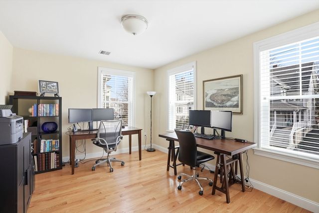 22 Grampian Way, Boston, MA 02125