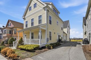 22 Grampian Way, Boston, MA 02125