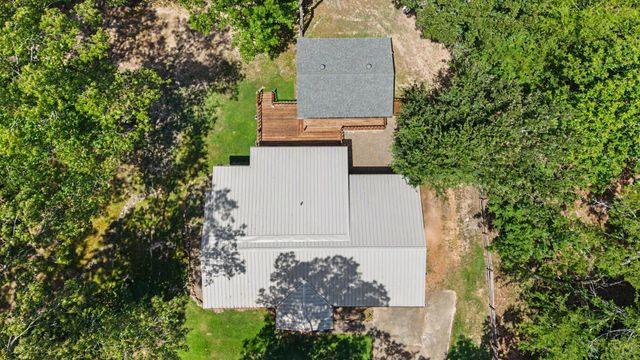 38 Twisted Trail, Mount Vernon, TX 75457