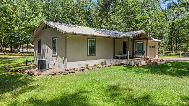 38 Twisted Trail, Mount Vernon, TX 75457