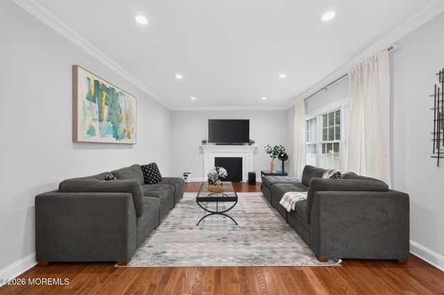 310 Campbell Street, Woodbridge, NJ 07095