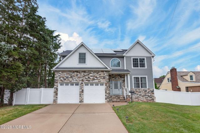 310 Campbell Street, Woodbridge, NJ 07095