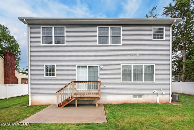 310 Campbell Street, Woodbridge, NJ 07095